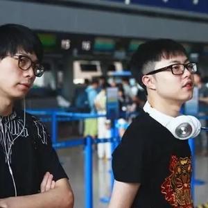里程碑： Weibo Gaming 上单选手 Breathe 达到第500次 LPL 出场